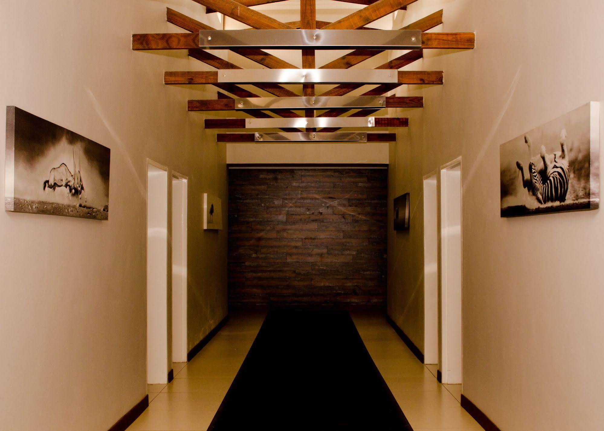 Hotel @ Secunda Bagian luar foto